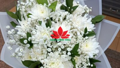 Clean lines, fresh petals
